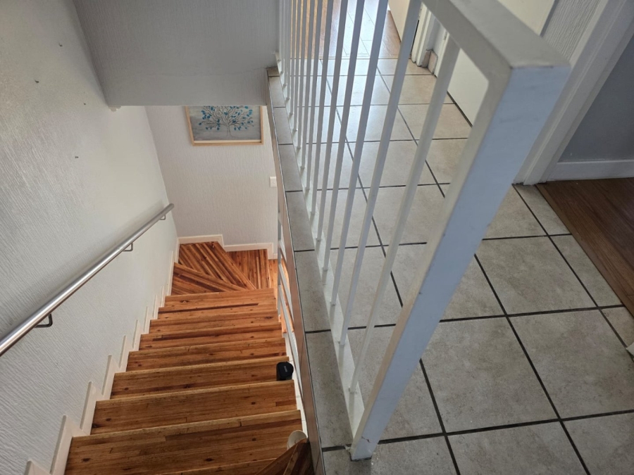 2 Bedroom Property for Sale in Dayanglen Gauteng
