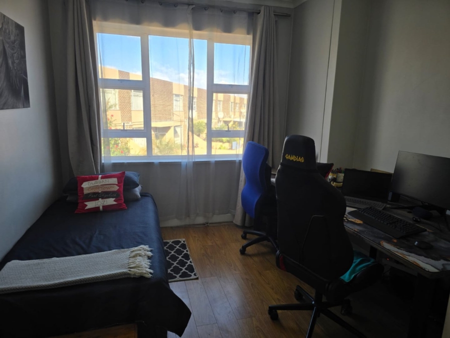 2 Bedroom Property for Sale in Dayanglen Gauteng