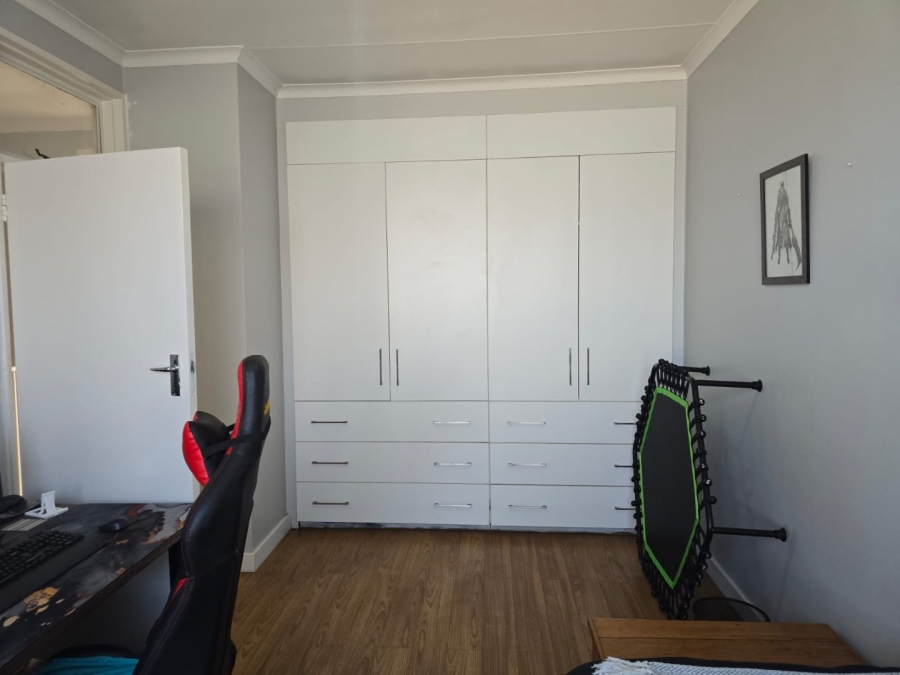 2 Bedroom Property for Sale in Dayanglen Gauteng