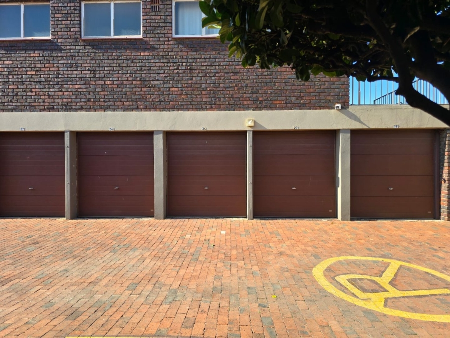 2 Bedroom Property for Sale in Dayanglen Gauteng