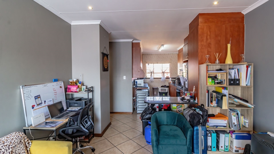 2 Bedroom Property for Sale in Liefde en Vrede Gauteng