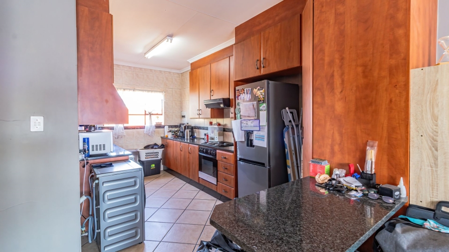 2 Bedroom Property for Sale in Liefde en Vrede Gauteng
