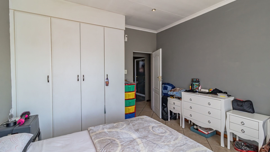2 Bedroom Property for Sale in Liefde en Vrede Gauteng