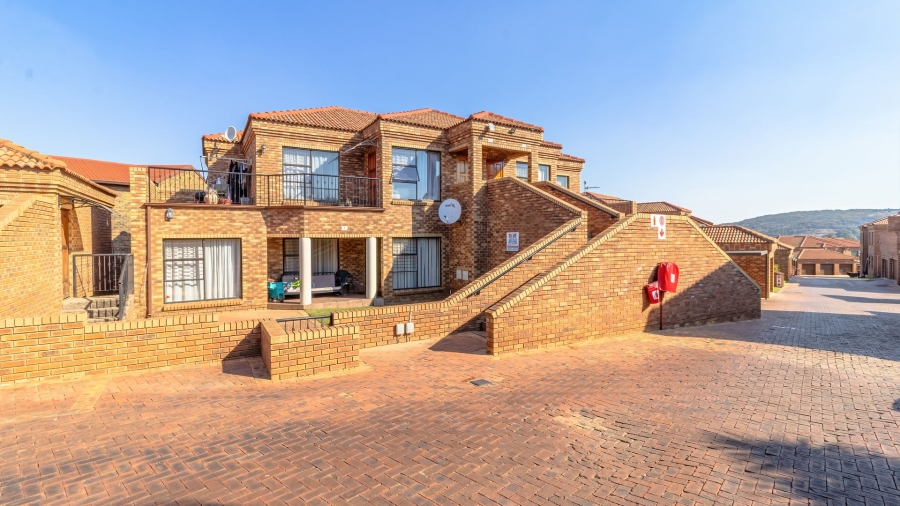2 Bedroom Property for Sale in Liefde en Vrede Gauteng