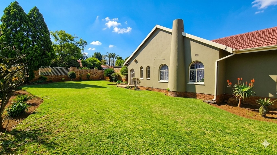 4 Bedroom Property for Sale in Albemarle Ext 2 Gauteng
