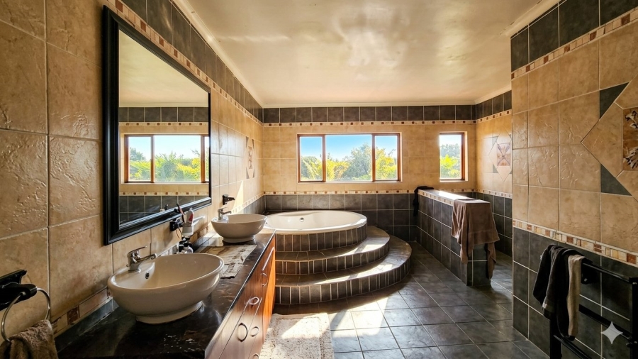 4 Bedroom Property for Sale in Albemarle Ext 2 Gauteng