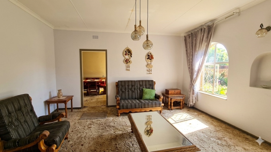 4 Bedroom Property for Sale in Albemarle Ext 2 Gauteng