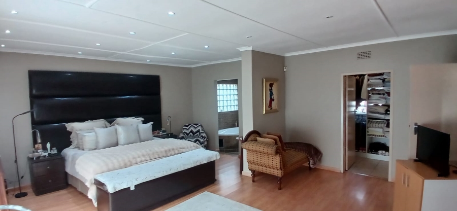 3 Bedroom Property for Sale in Meredale Gauteng