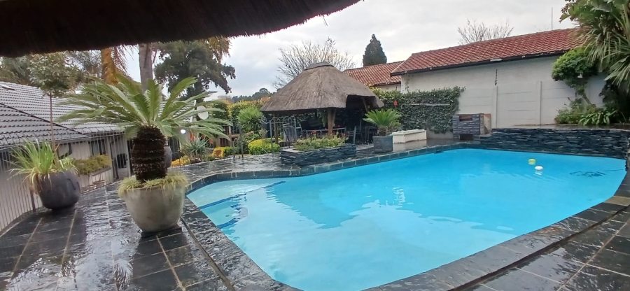 3 Bedroom Property for Sale in Meredale Gauteng