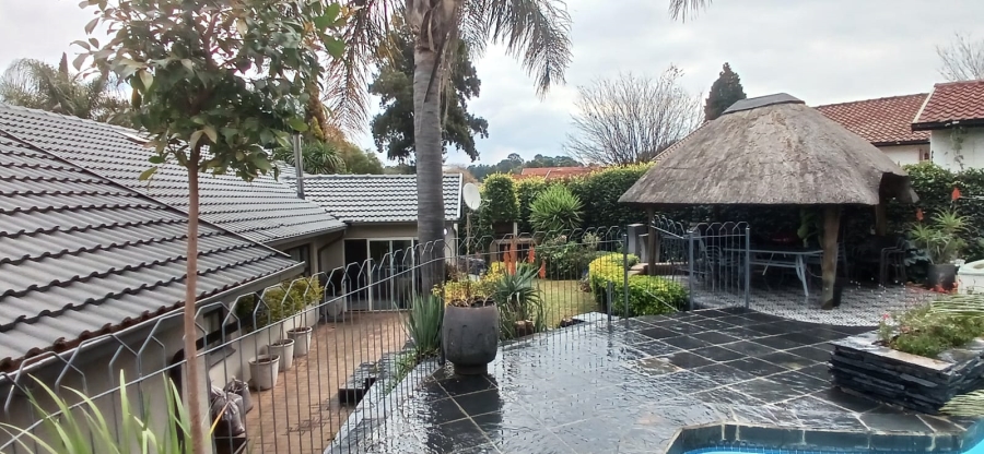 3 Bedroom Property for Sale in Meredale Gauteng