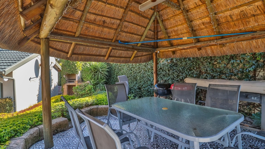 4 Bedroom Property for Sale in Meredale Gauteng