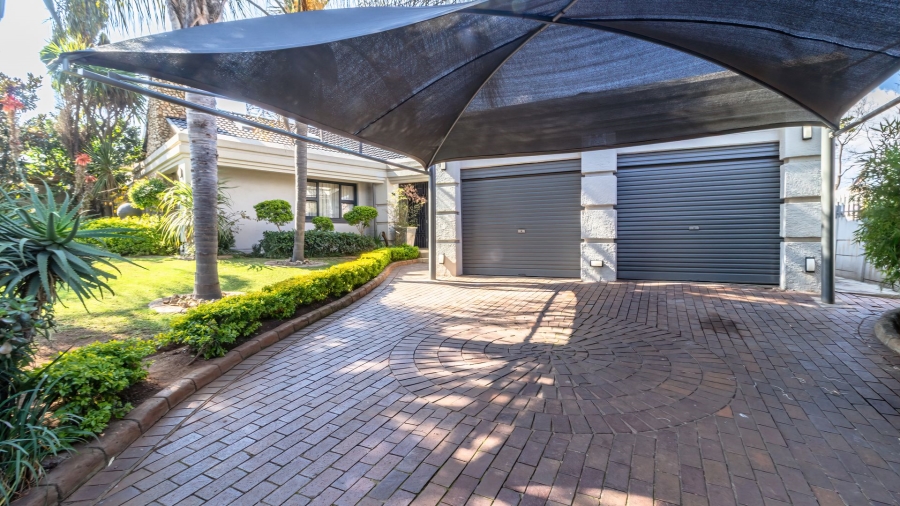 4 Bedroom Property for Sale in Meredale Gauteng