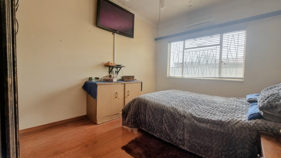 3 Bedroom Property for Sale in Sonland Park Gauteng