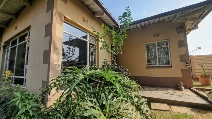 3 Bedroom Property for Sale in Sonland Park Gauteng