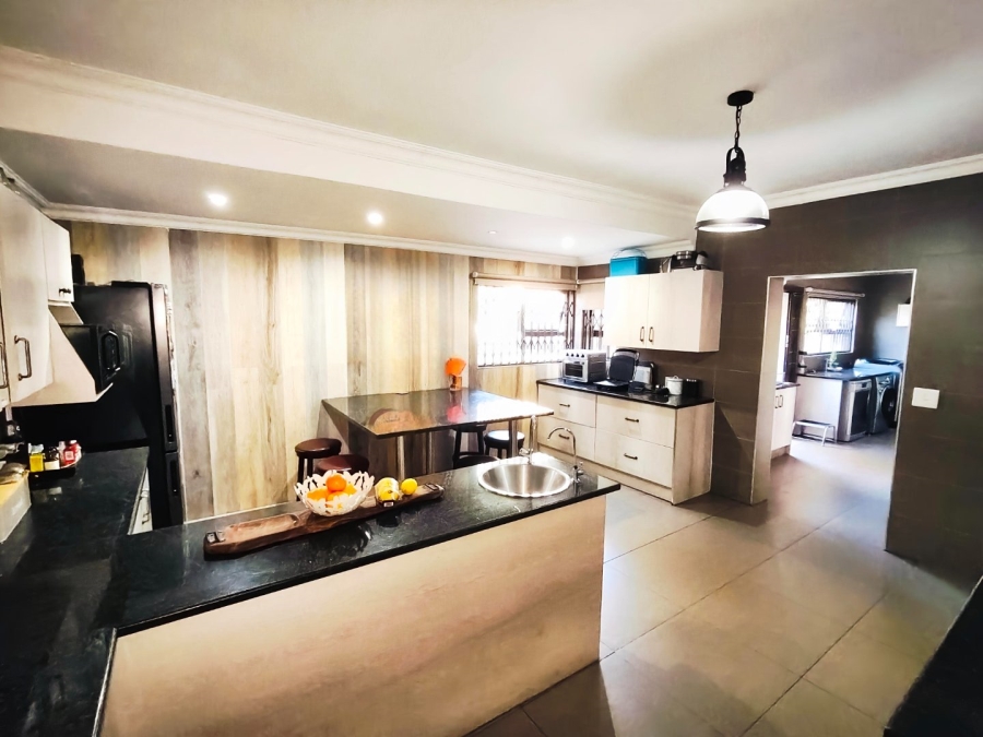 Commercial Property for Sale in Mantevrede Gauteng