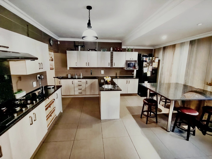 Commercial Property for Sale in Mantevrede Gauteng