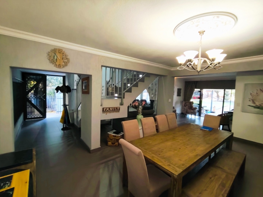 Commercial Property for Sale in Mantevrede Gauteng