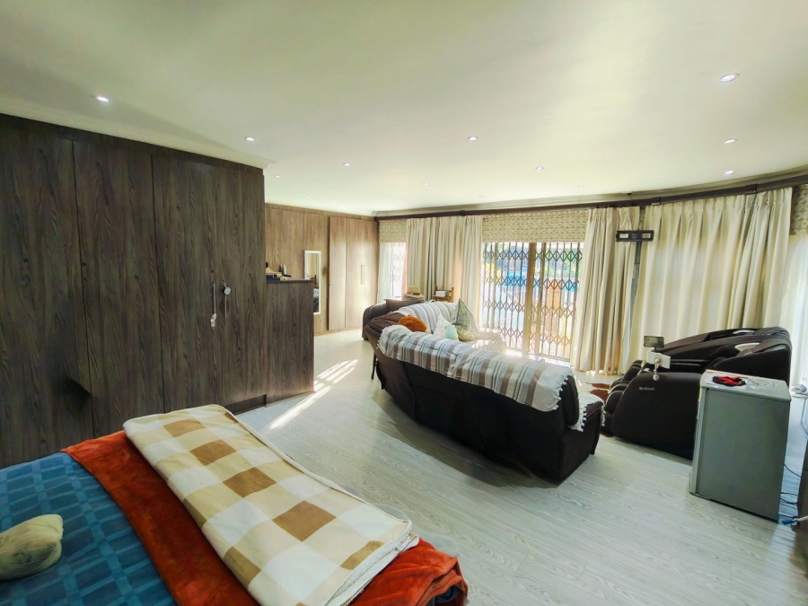 Commercial Property for Sale in Mantevrede Gauteng