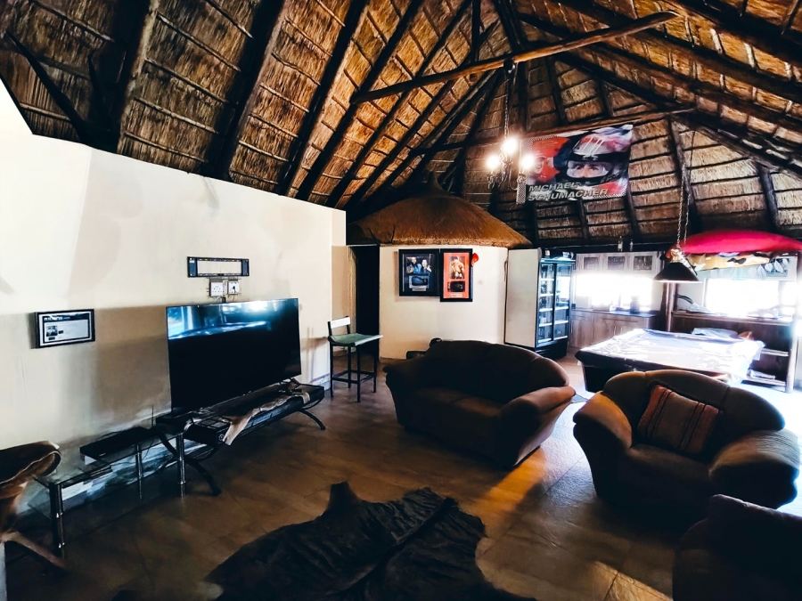 Commercial Property for Sale in Mantevrede Gauteng