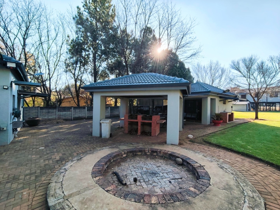 Commercial Property for Sale in Mantevrede Gauteng