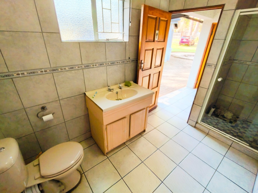 Commercial Property for Sale in Mantevrede Gauteng