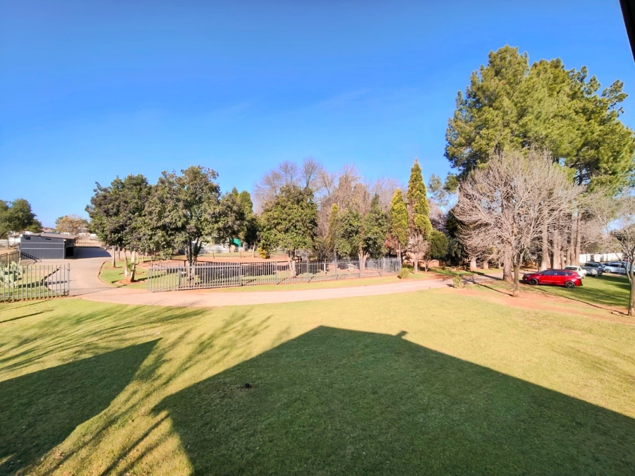 Commercial Property for Sale in Mantevrede Gauteng