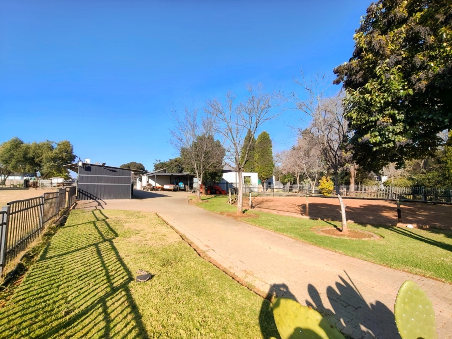 Commercial Property for Sale in Mantevrede Gauteng