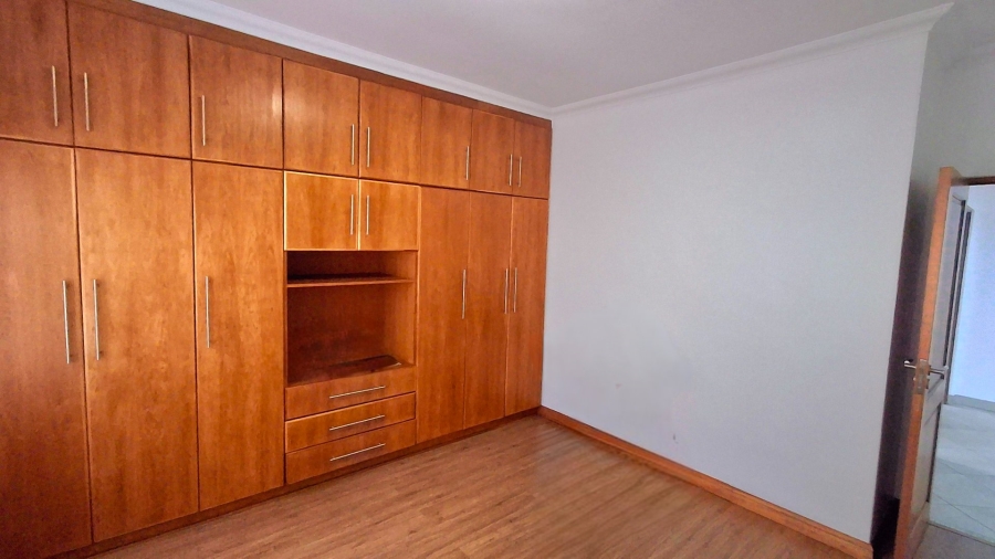 5 Bedroom Property for Sale in Vanderbijlpark SE 8 Gauteng