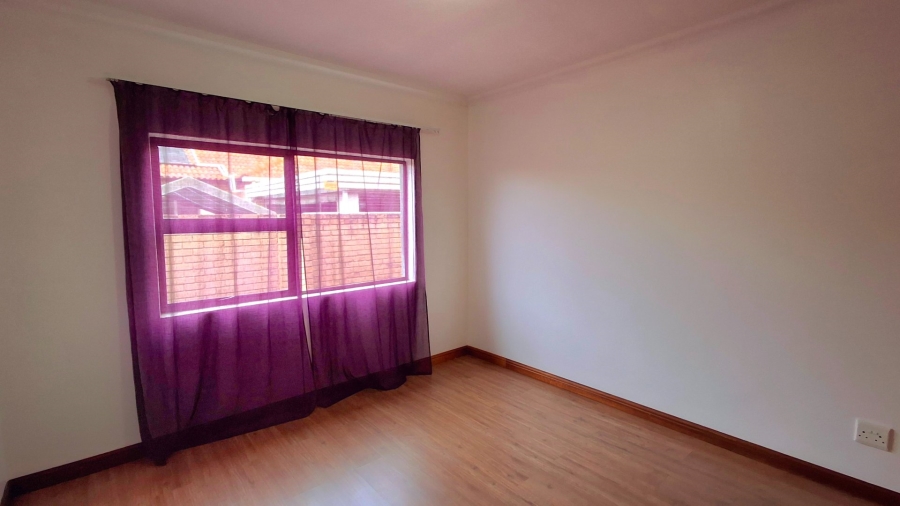 5 Bedroom Property for Sale in Vanderbijlpark SE 8 Gauteng