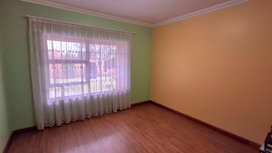 5 Bedroom Property for Sale in Vanderbijlpark SE 8 Gauteng