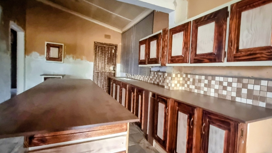 5 Bedroom Property for Sale in Sonland Park Gauteng