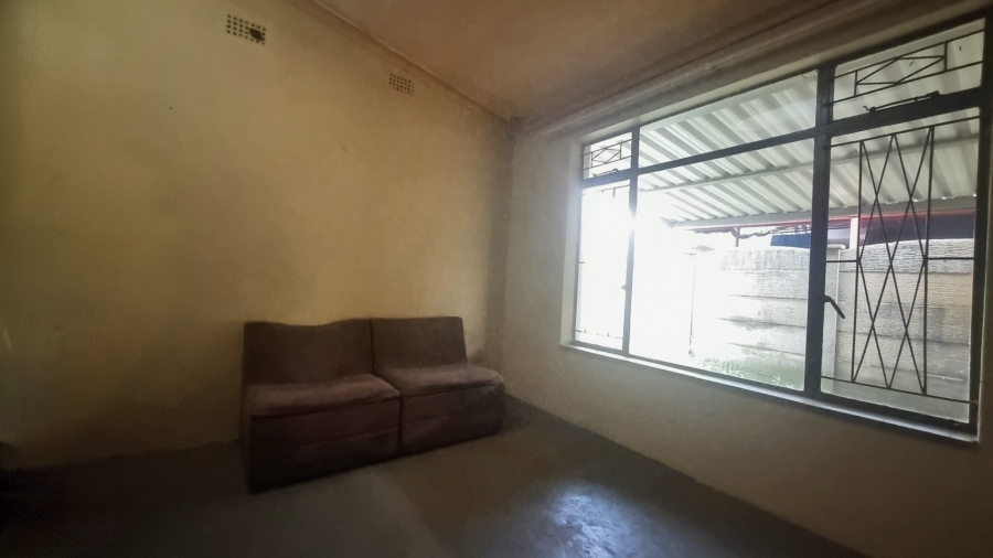 5 Bedroom Property for Sale in Sonland Park Gauteng