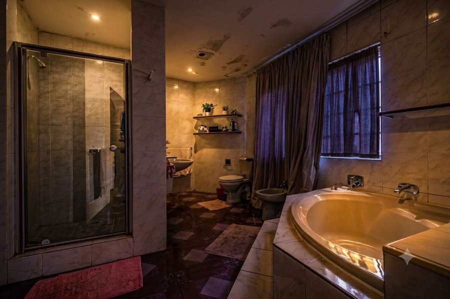 4 Bedroom Property for Sale in Hurlyvale Gauteng