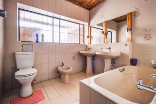 4 Bedroom Property for Sale in Hurlyvale Gauteng