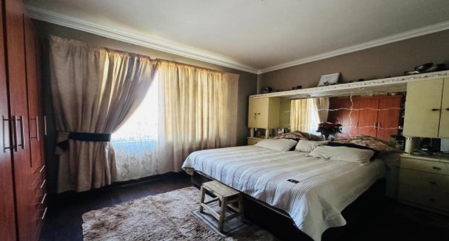 5 Bedroom Property for Sale in Elsburg Gauteng