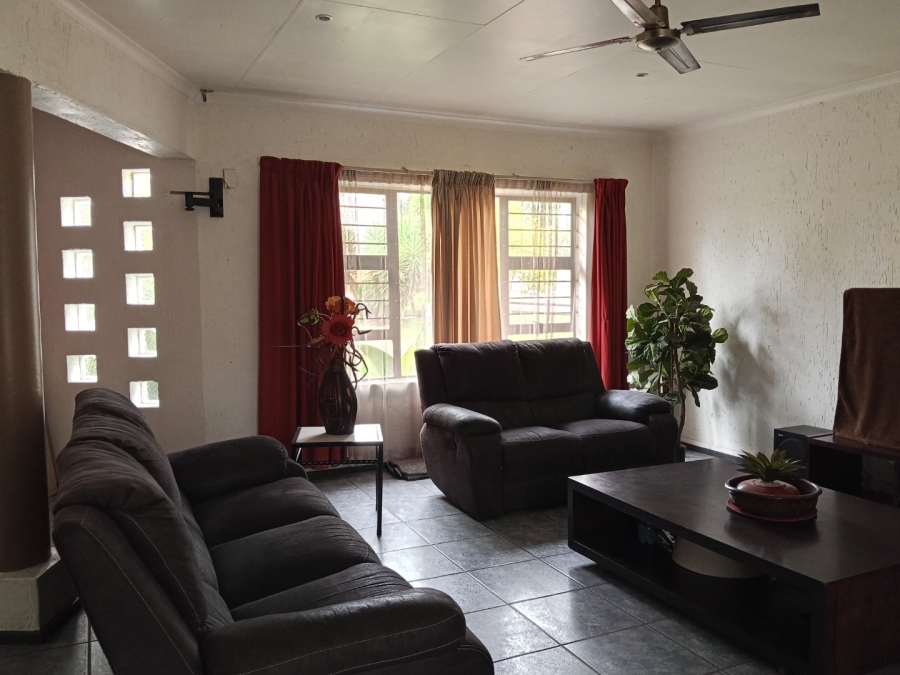 8 Bedroom Property for Sale in Dalpark Ext 1 Gauteng