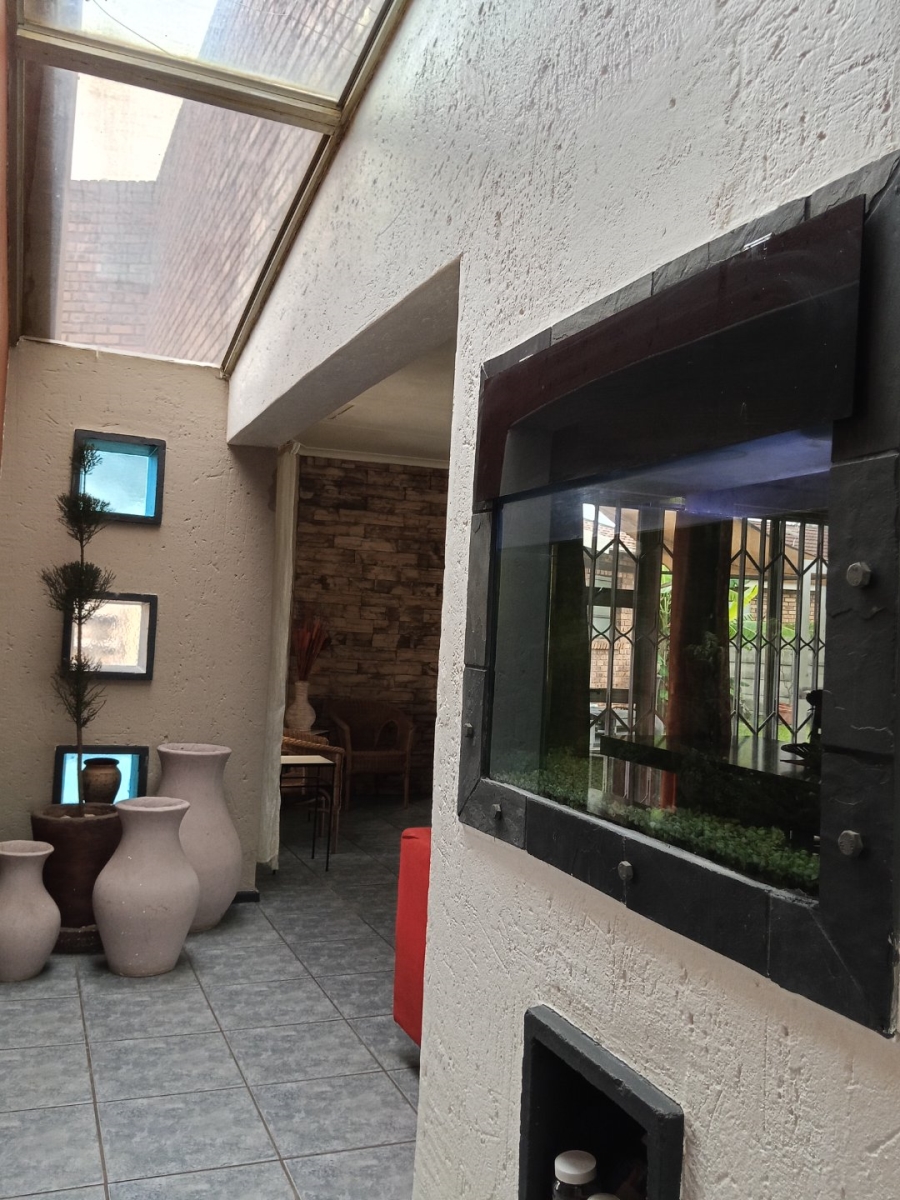 8 Bedroom Property for Sale in Dalpark Ext 1 Gauteng