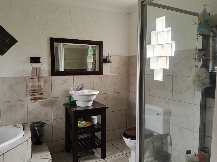 8 Bedroom Property for Sale in Dalpark Ext 1 Gauteng