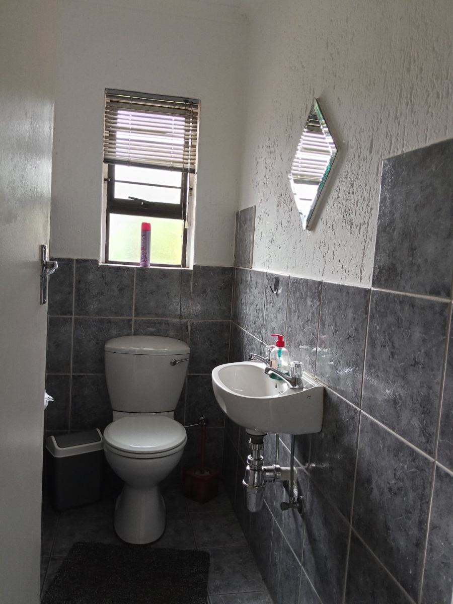 8 Bedroom Property for Sale in Dalpark Ext 1 Gauteng