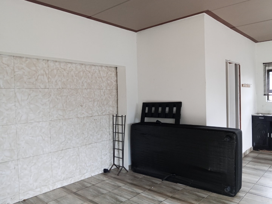 8 Bedroom Property for Sale in Dalpark Ext 1 Gauteng
