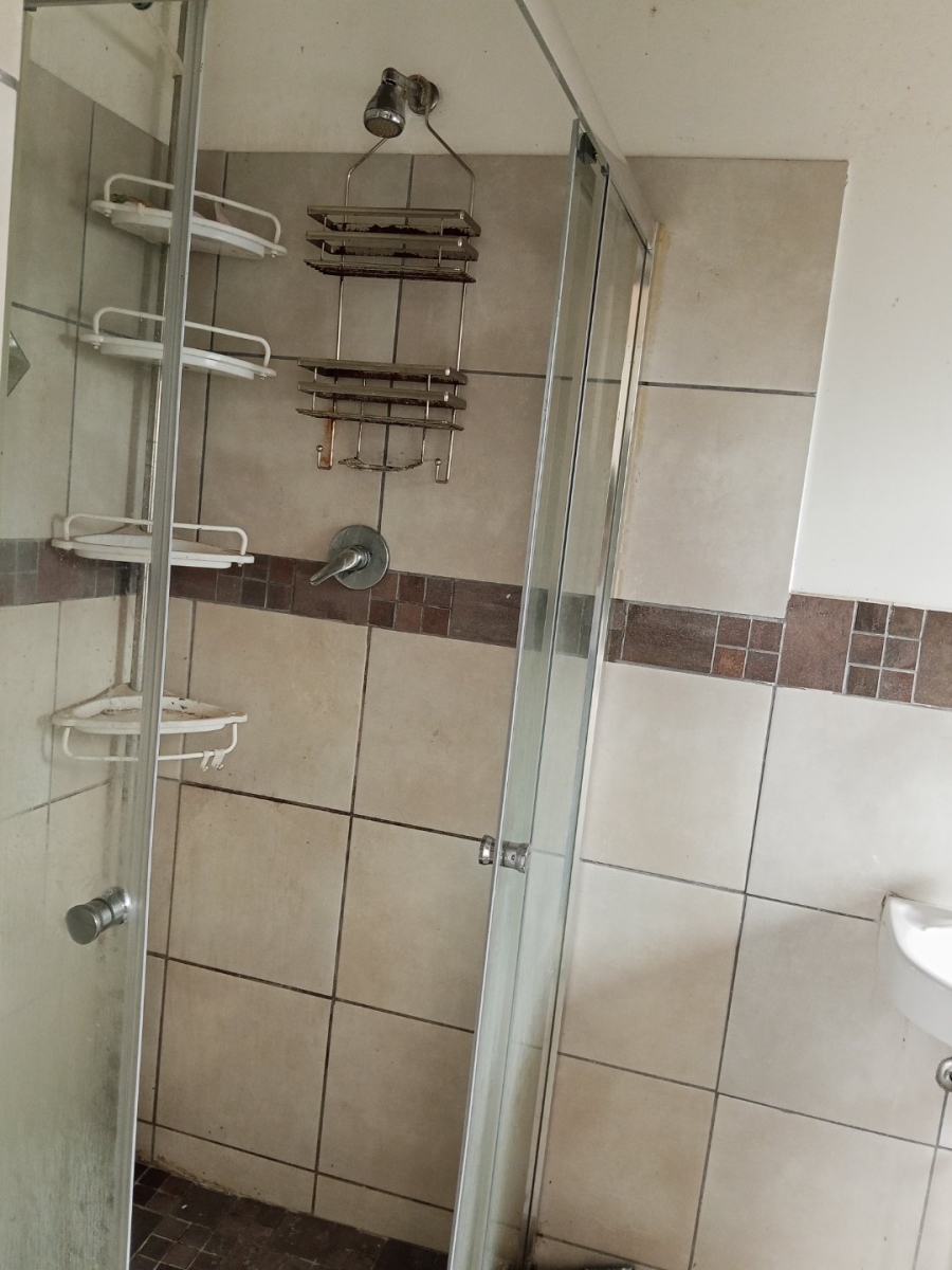 8 Bedroom Property for Sale in Dalpark Ext 1 Gauteng