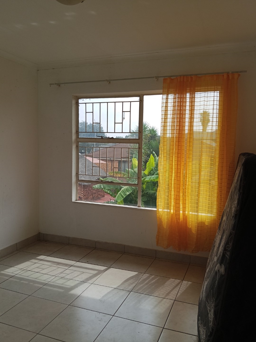 8 Bedroom Property for Sale in Dalpark Ext 1 Gauteng