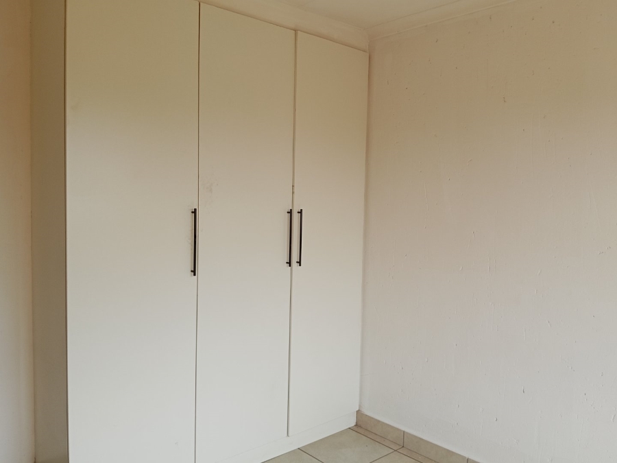 8 Bedroom Property for Sale in Dalpark Ext 1 Gauteng