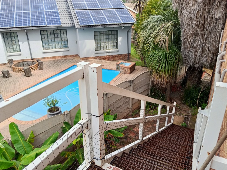 8 Bedroom Property for Sale in Dalpark Ext 1 Gauteng
