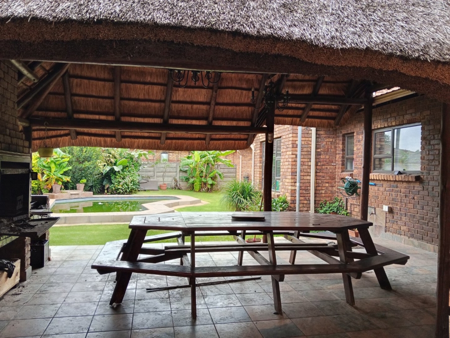 8 Bedroom Property for Sale in Dalpark Ext 1 Gauteng