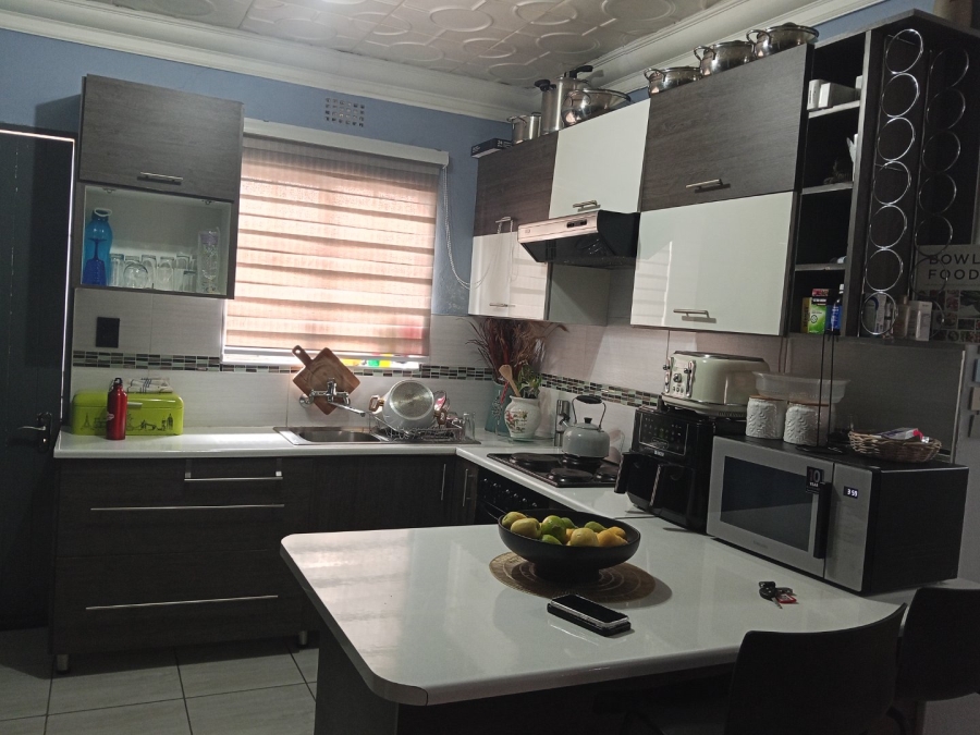 2 Bedroom Property for Sale in Sunair Park Gauteng