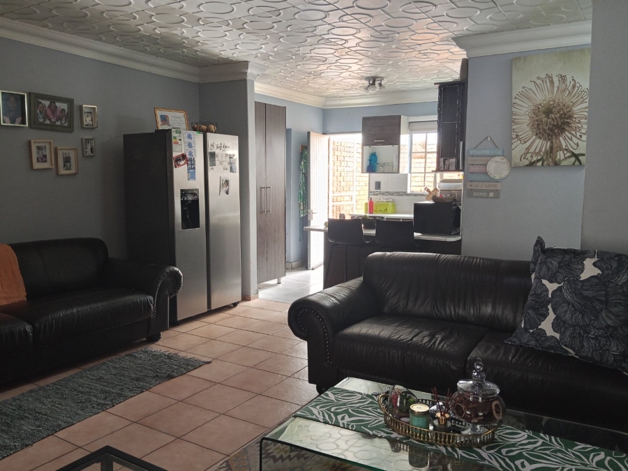 2 Bedroom Property for Sale in Sunair Park Gauteng