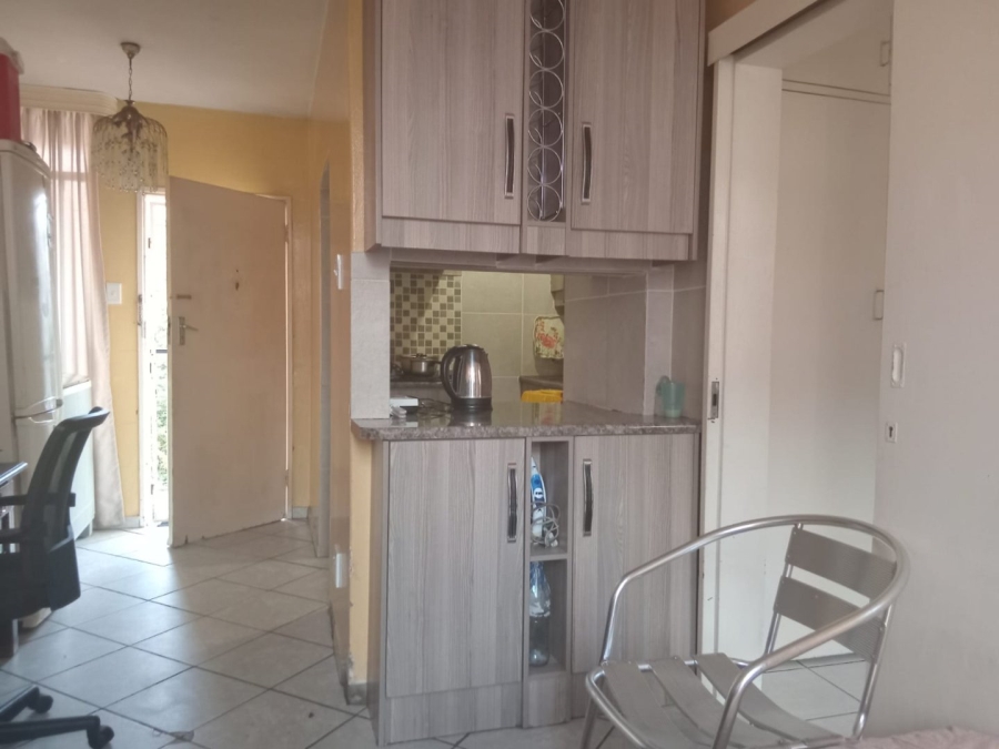 1 Bedroom Property for Sale in Pretoria Central Gauteng