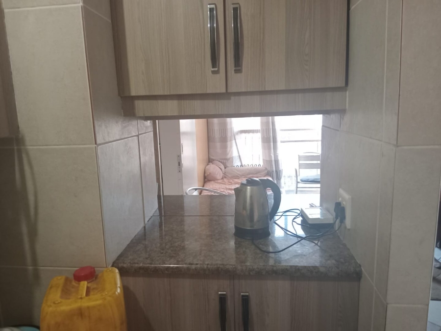 1 Bedroom Property for Sale in Pretoria Central Gauteng