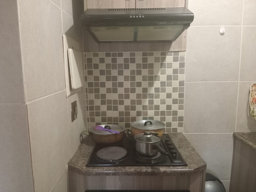 1 Bedroom Property for Sale in Pretoria Central Gauteng